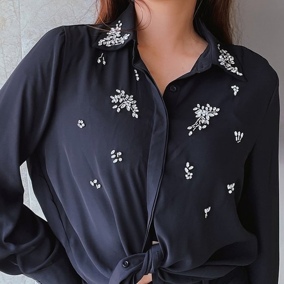 Long sleeve solid button down blouse - Picture 2 of 3